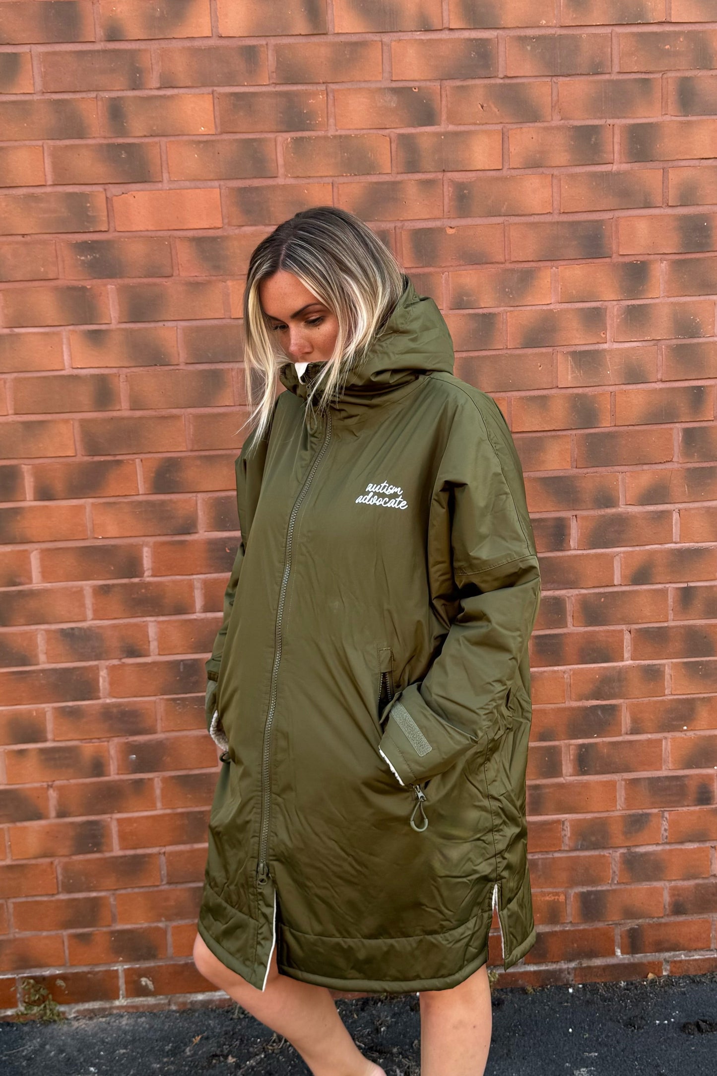 Adults Waterproof Hooded Robe